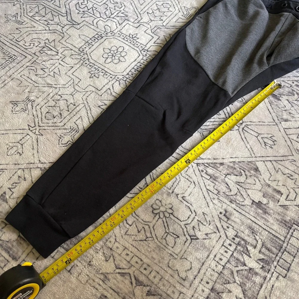 Nike tech fleece